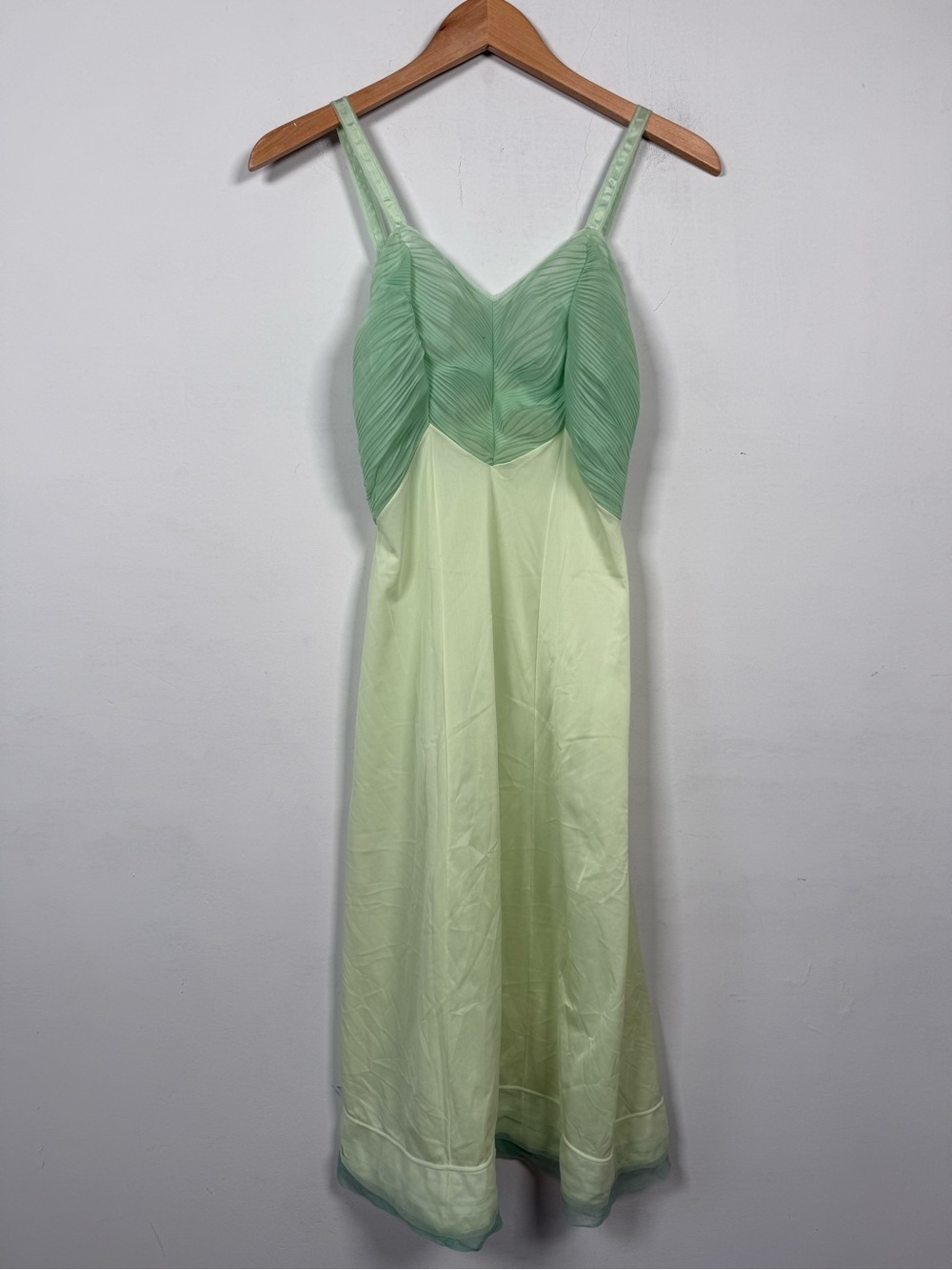 Vtg 1950s Rogers Run-Proof Pleated Nylon Tricot Nightgown Slip Dress Size Small